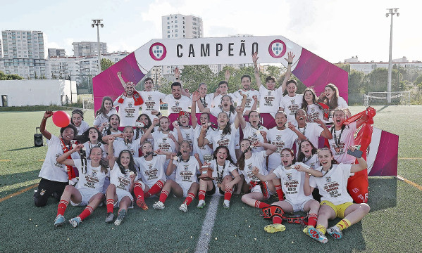 Futebol feminino