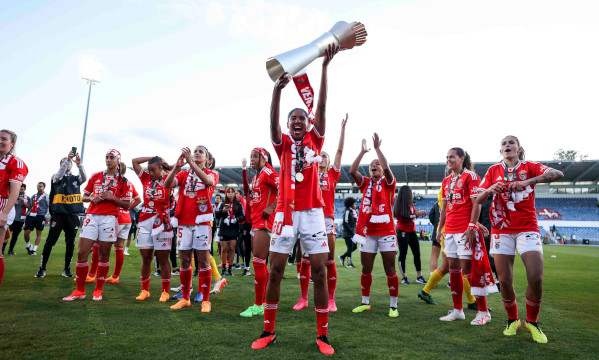 Futebol feminino