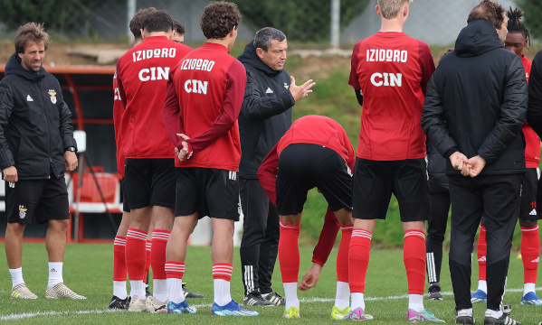 Futebol forma&#231;&#227;o