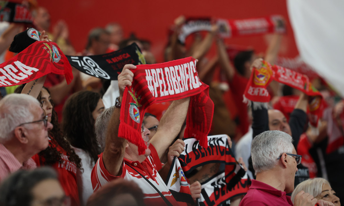 Adeptos do Benfica no Pavilhão Fidelidade