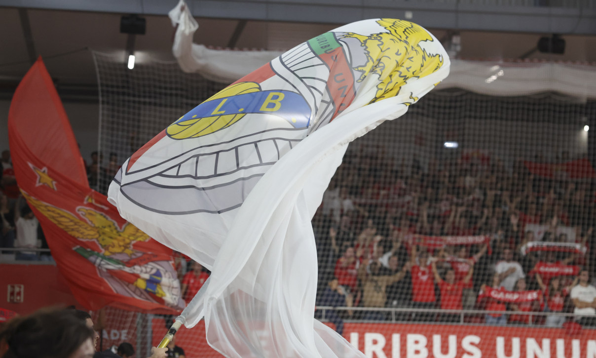 Adeptos do Benfica no Pavilhão Fidelidade