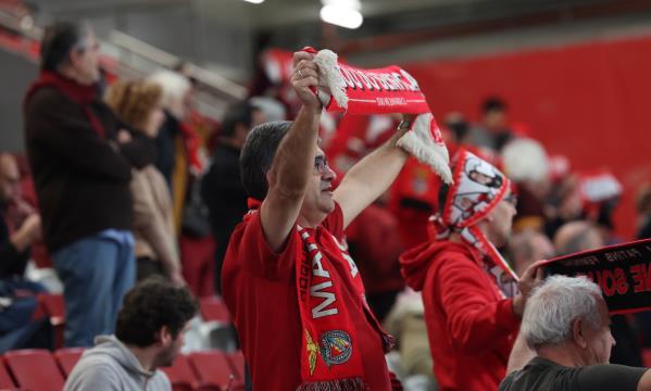 Adeptos do Benfica no Pavilhão Fidelidade