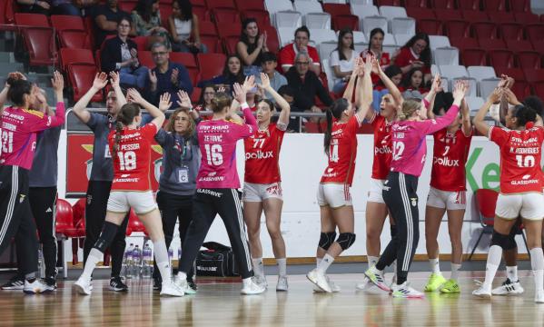 Equipa feminina de andebol do Benfica