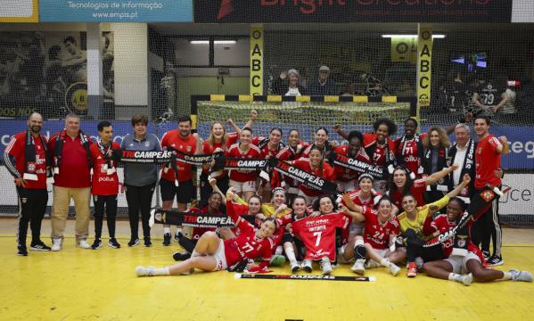C&#233;l&#233;brations des Triples Championnes Nationales