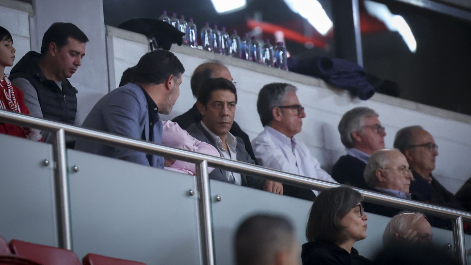 Presidente Rui Costa a assistir ao dérbi