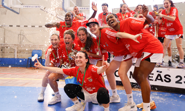 Women&#39;s basketball