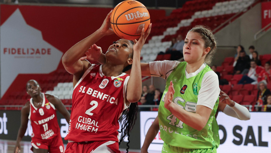Benfica-Basquete Barcelos