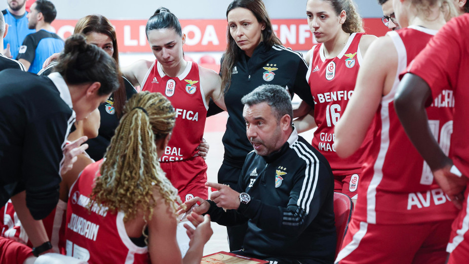 Benfica-Basquete Barcelos