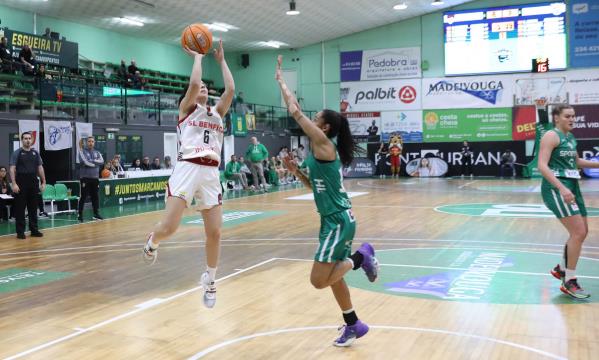 Marta Martins marcou 17 pontos