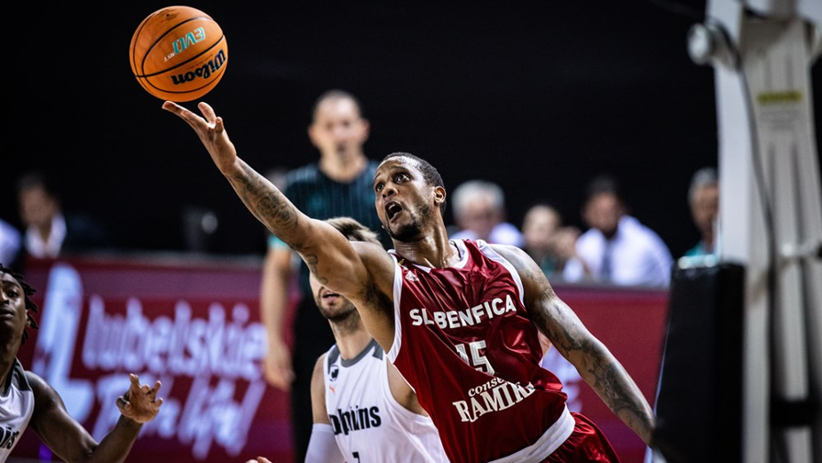 Champions de basquetebol. Benfica vence kosovares