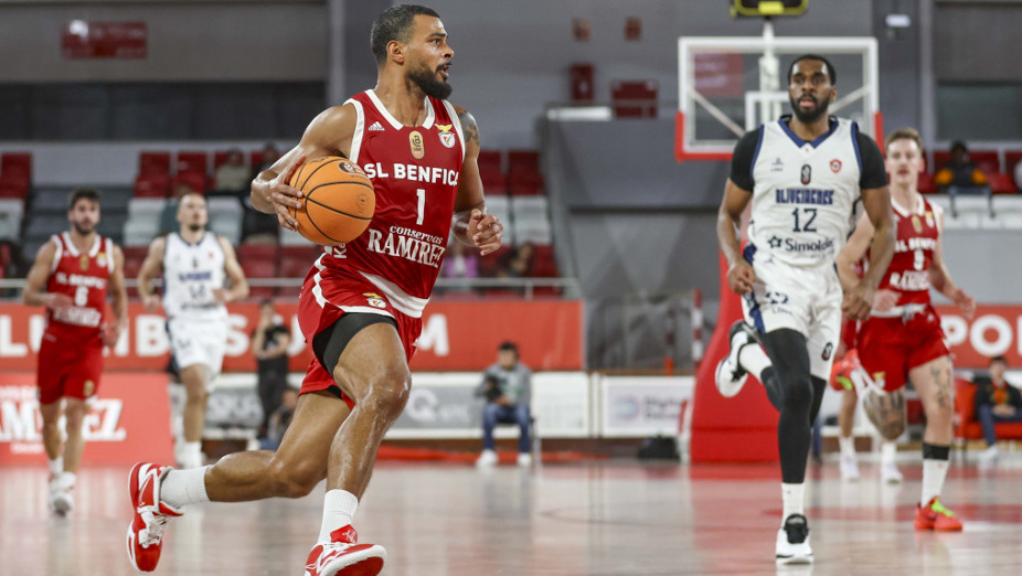 Benfica-Oliveirense