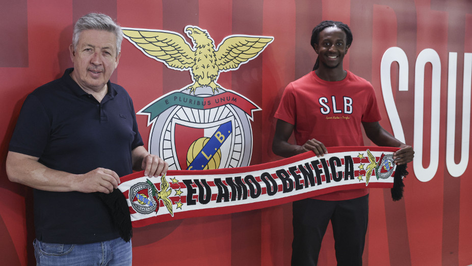 O vice-presidente Fernando Tavares com Silvestre Ferreira