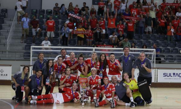 Festejo da equipa do Benfica