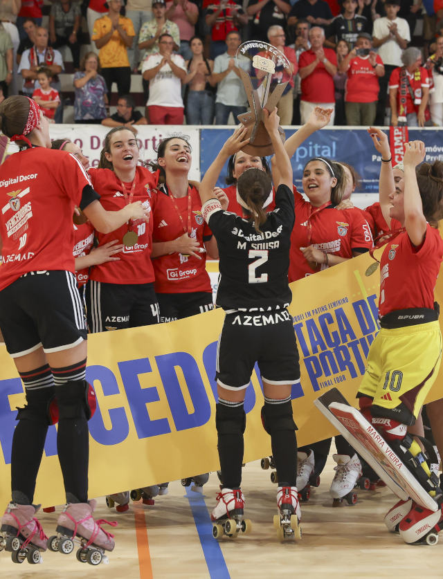 Women&#39;s roller hockey