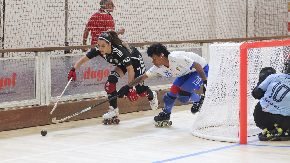 Equipa feminina de hóquei em patins
