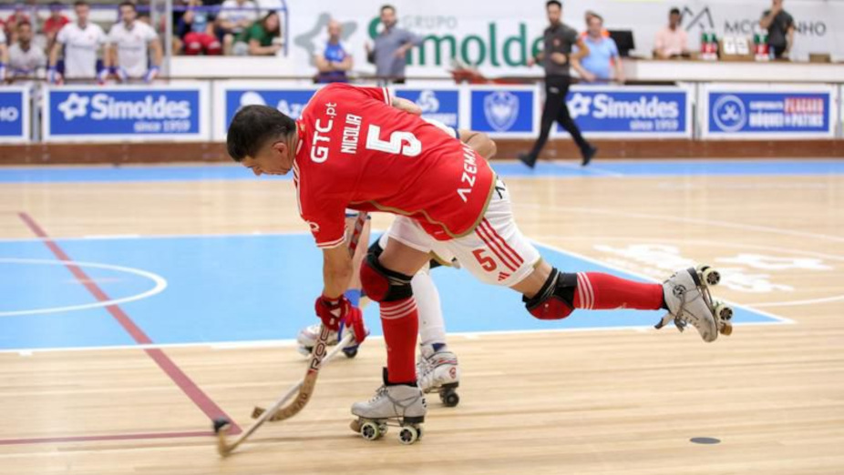 Oliveirense-Benfica