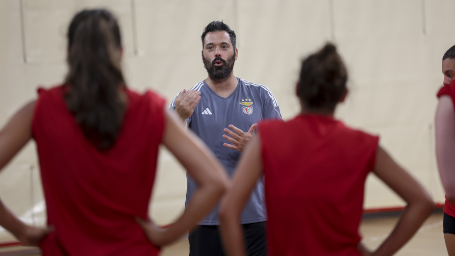 Equipa feminina de voleibol do Benfica