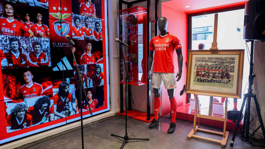 Apresentação da camisola oficial 2024/25