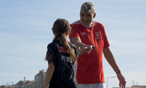 Holding hands for SLB
