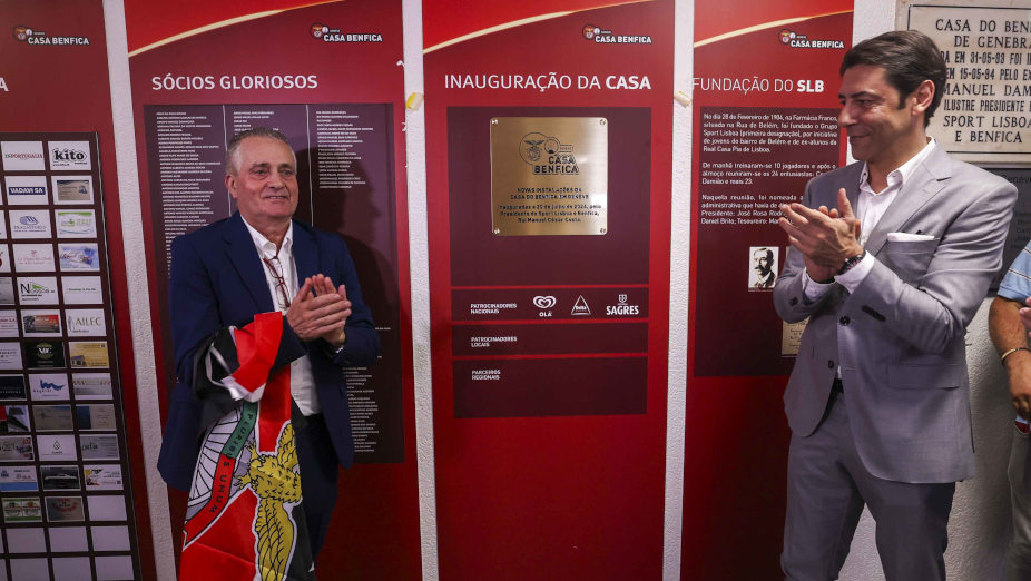 Presidente Rui Costa na inauguração das novas instalações da Casa Benfica Genève