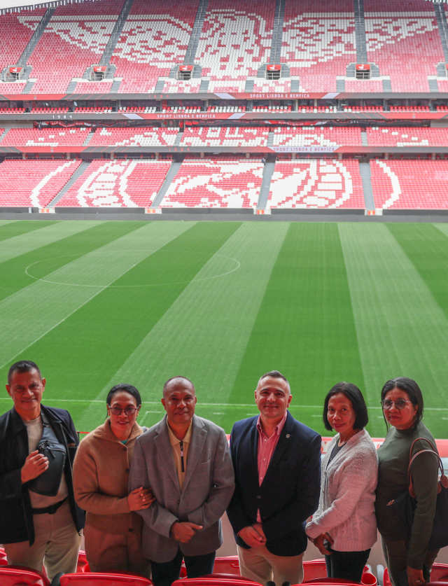 Official delegation at Est&#225;dio da Luz