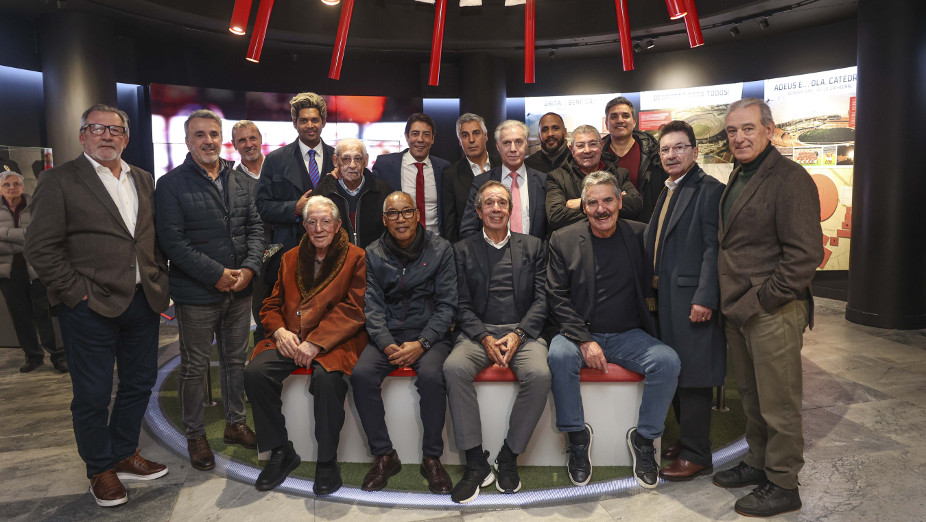 Exposição Um por Todos e Todos pelo Estádio