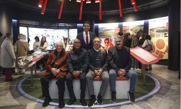 Presidente Rui Costa con Jos&#233; Augusto, Sh&#233;u, Humberto Coelho y Toni