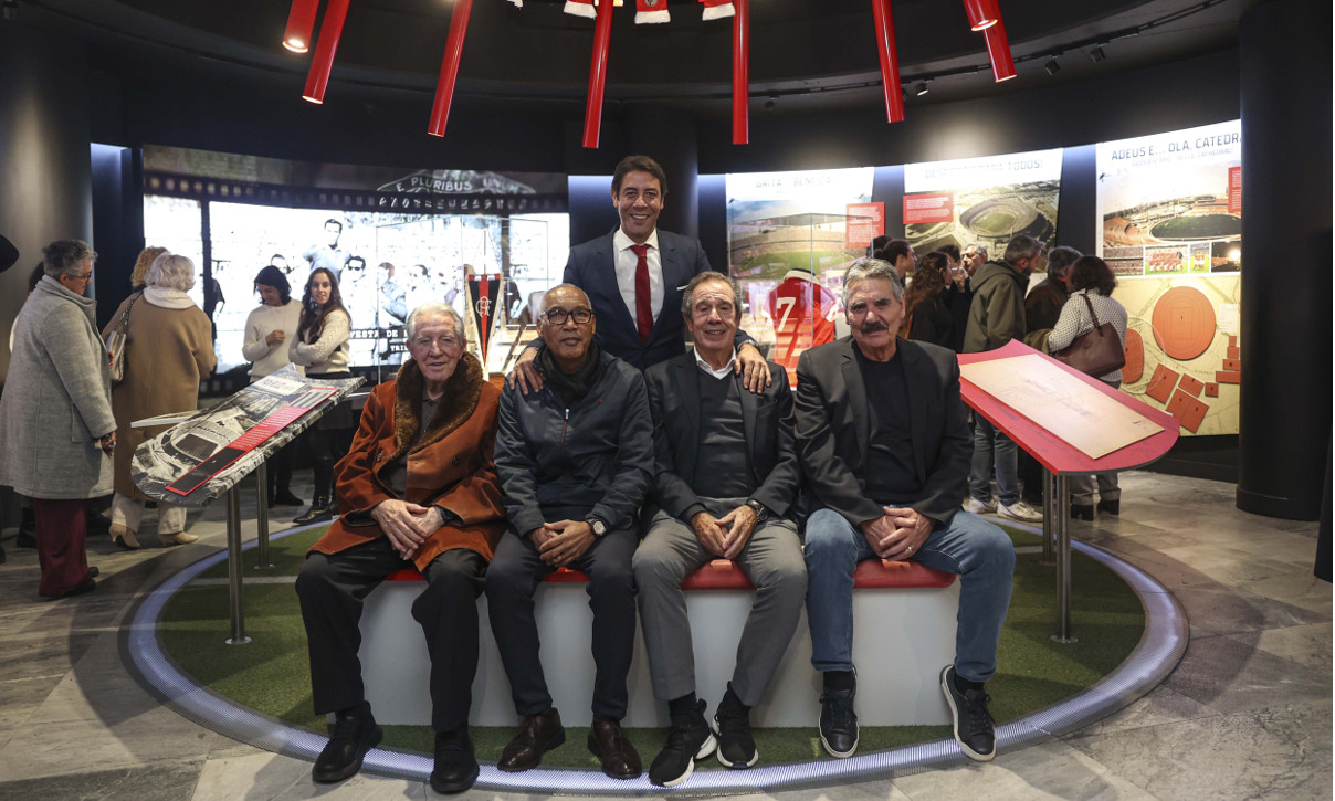Exposição Um por Todos e Todos pelo Estádio