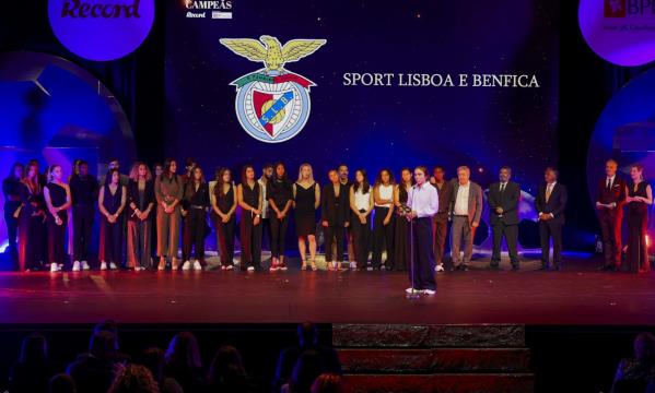 Equipa feminina de futebol do Benfica