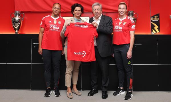 Nycole Raysla, Isabel Martínez, Fernando Tavares y Chandra Davidson