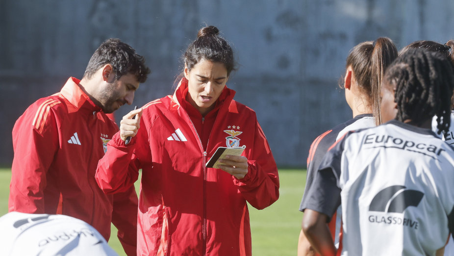 Treino da equipa feminina de futebol