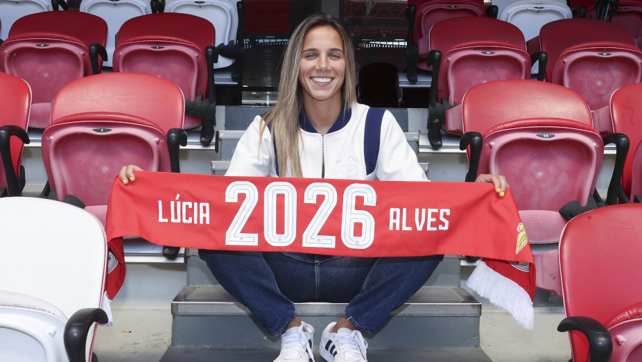 Lúcia Alves