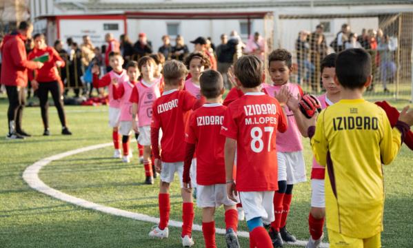 A Benfica Escola de Futebol da Lous&#227; organizou pela 1.&#170; vez uma jornada da Liga Benfica