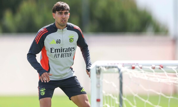 "Confronto Épico na Liga 2: Benfica B Busca Vitória Decisiva Contra Penafiel na 33ª Jornada!" #ÚltimasNotícias #Portugal "Confronto Épico na Liga 2: Benfica B Busca Vitória Decisiva Contra Penafiel na 33ª Jornada!" #ÚltimasNotícias #Portugal