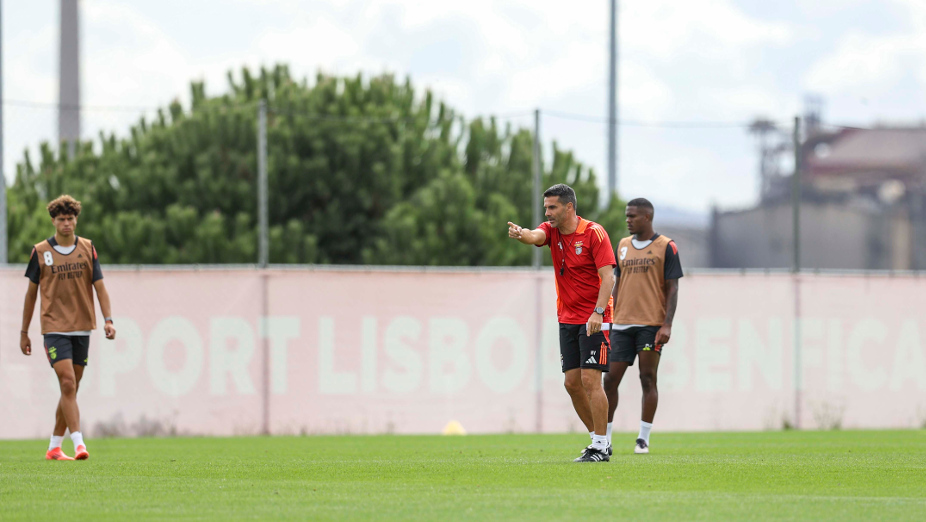 Antevisão Paços-Benfica B