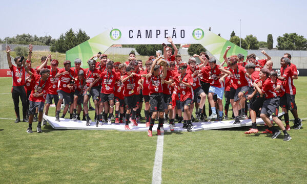 Futebol forma&#231;&#227;o