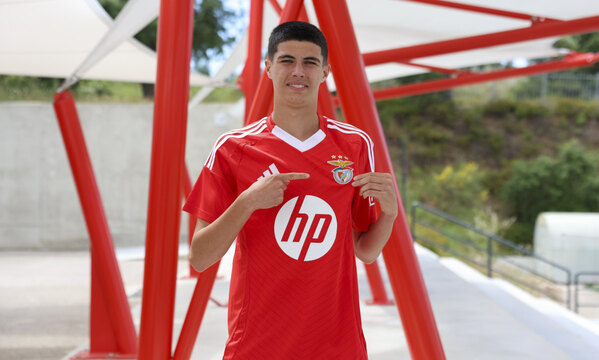 Tom&#225;s Almeida