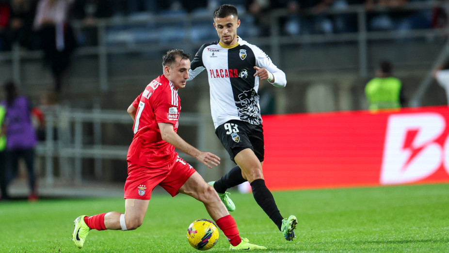 Farense-Benfica