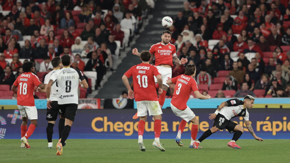 Benfica-Farense