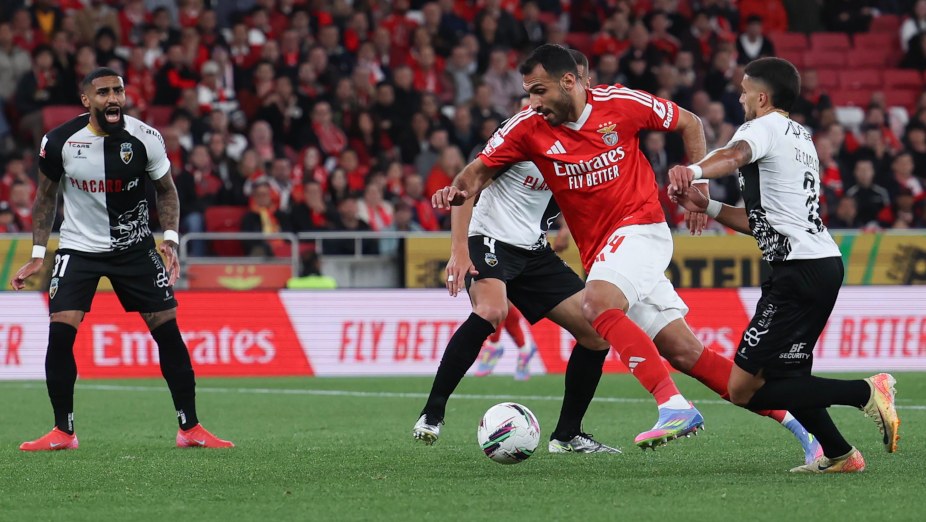 Benfica-Farense