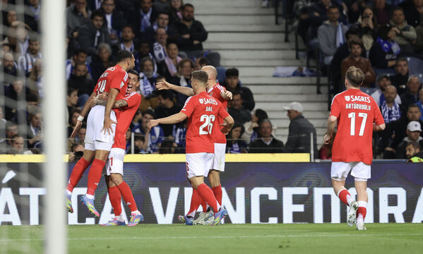 Festejo dos jogadores do Benfica