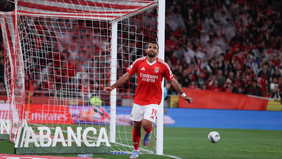 Benfica-Farense