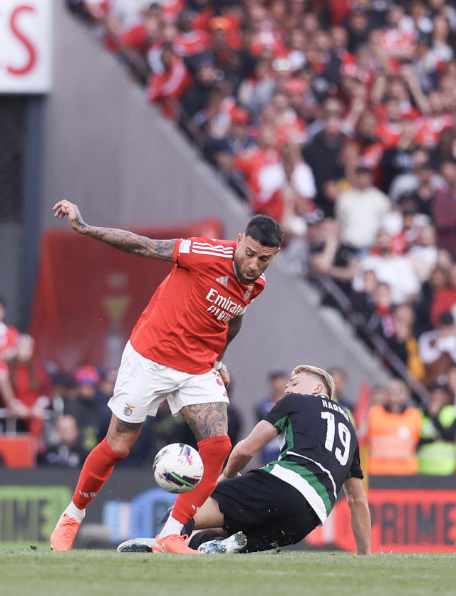 Otamendi