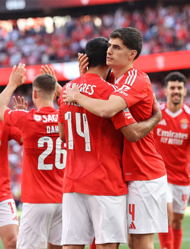 Festejo dos jogadores do Benfica
