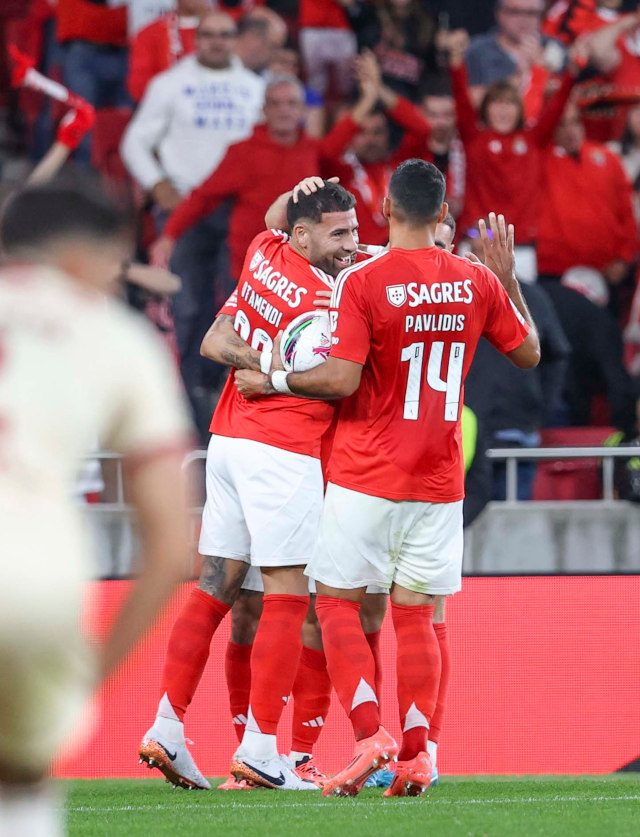 Festejos dos jogadores do Benfica