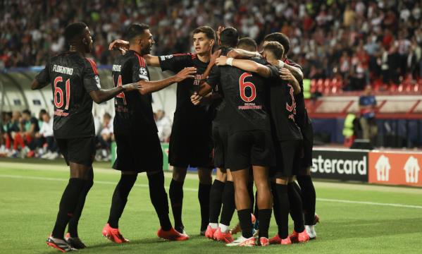O festejo dos jogadores do Benfica