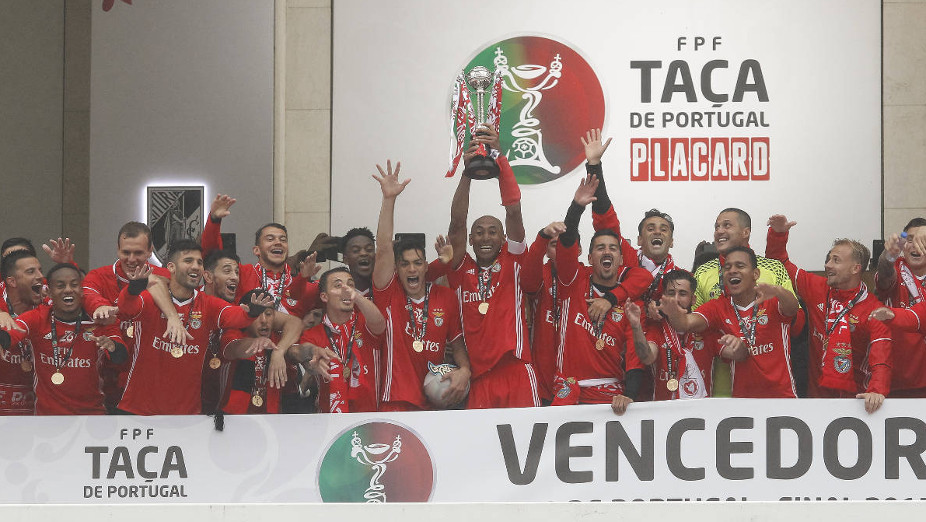 Erguer da Taça em 2017