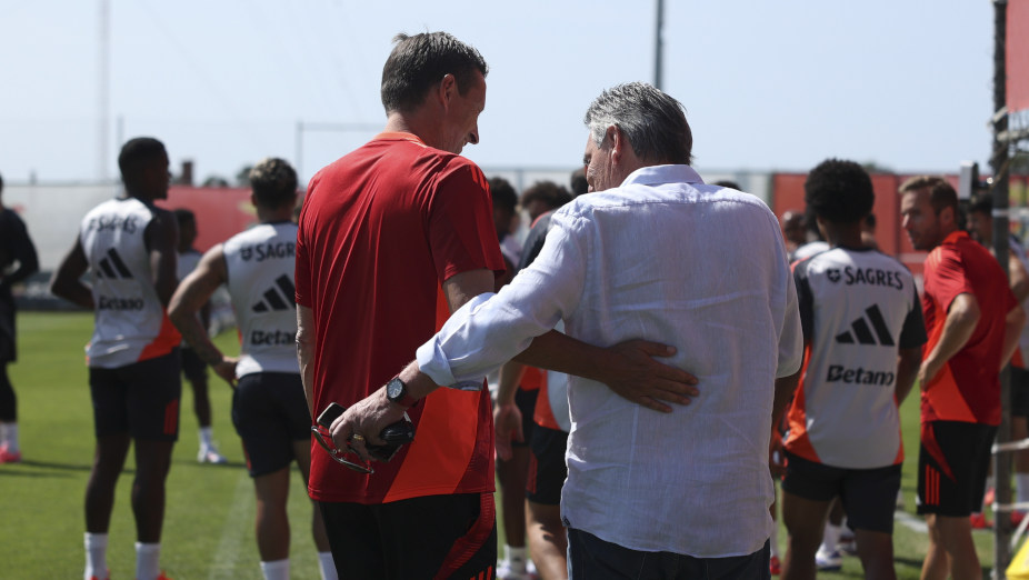 Reportagem Benfica Campus - Toni e Roger Schmidt