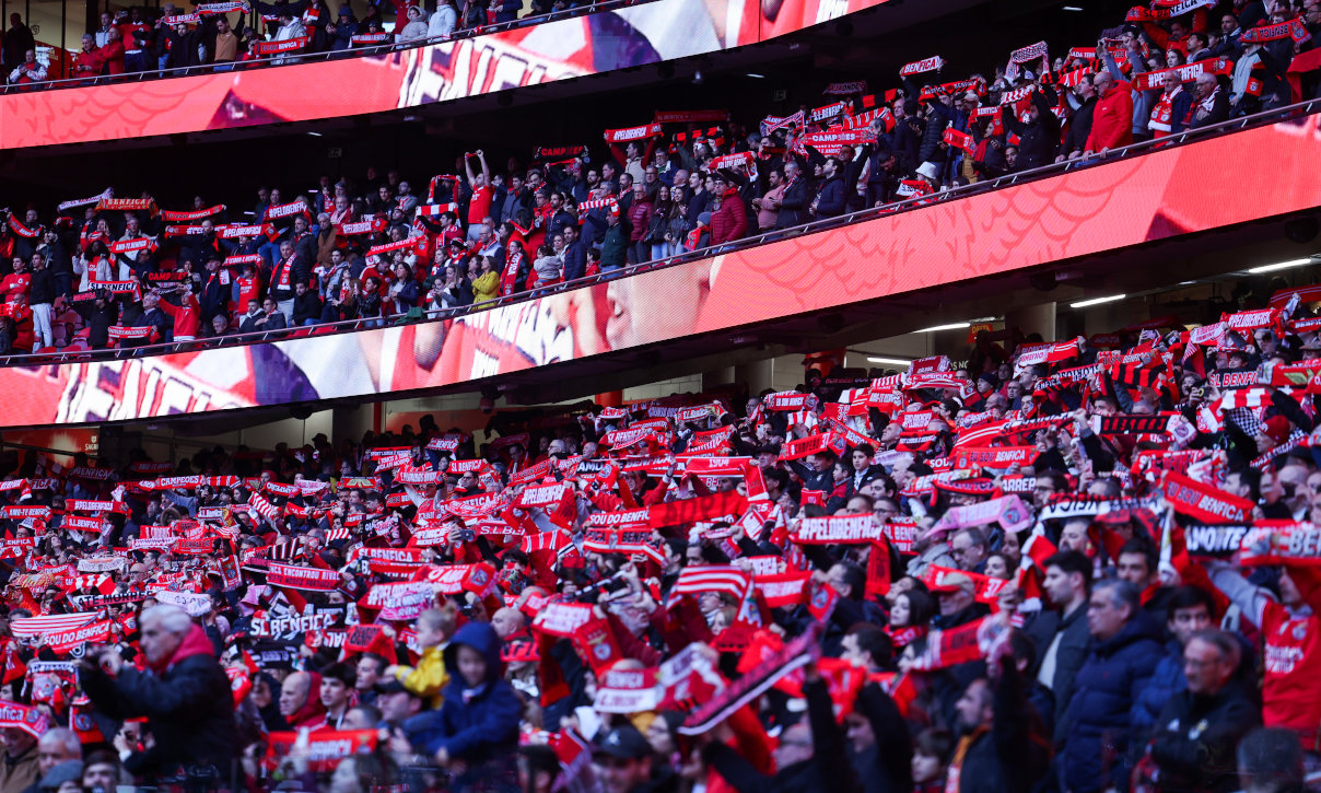 Adeptos do Benfica Estádio da Luz
