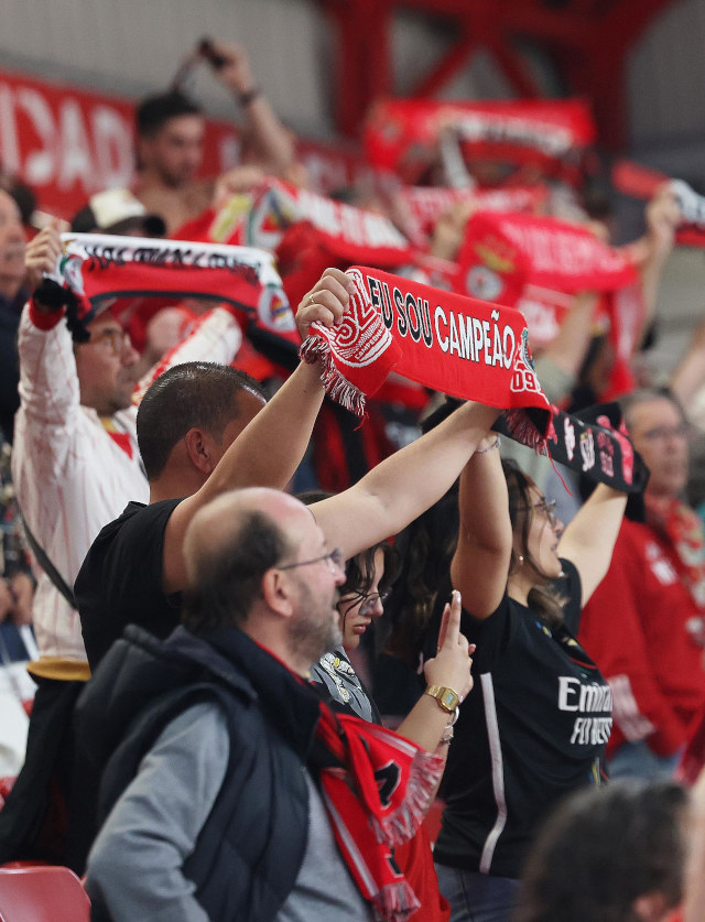 Adeptos do Benfica no Pavilh&#227;o Fidelidade